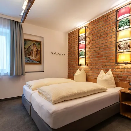 Kirchplatz 3* 장크트안톤암아를베르크