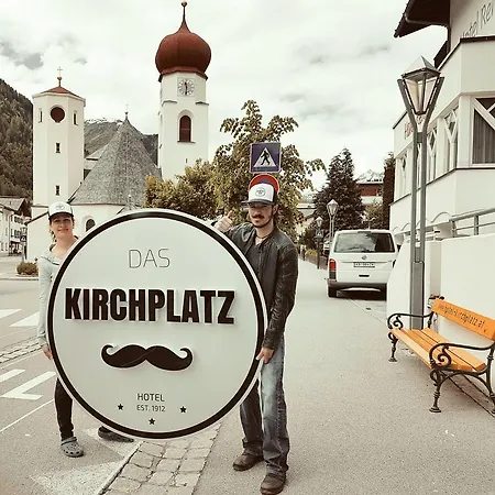 Kirchplatz